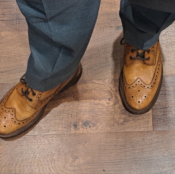 Loake 1880 Bedale brogue boots - Picture 6 of 10